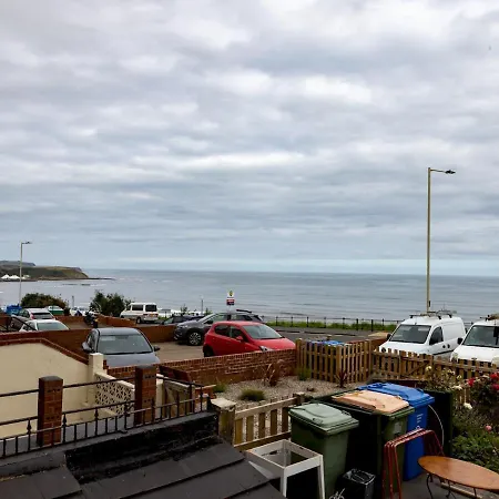 Apartman Pass The Keys Picturesque Sea & Castle Views Studio Apartment